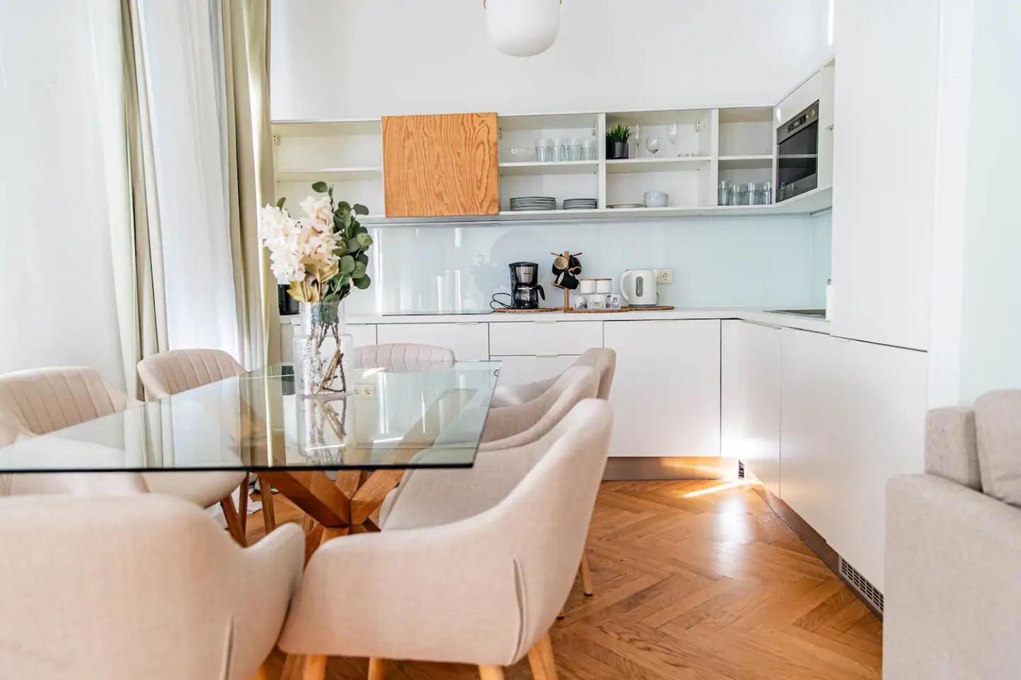 City Apartment, Two Metro Stations To Hauptbahnhof Viena Exterior foto